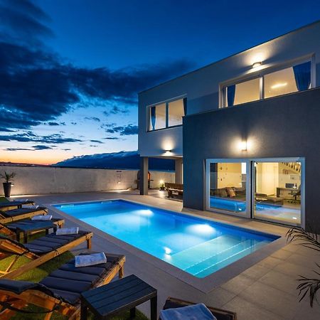 Luxury Villa Noemi Ražanac 외부 사진