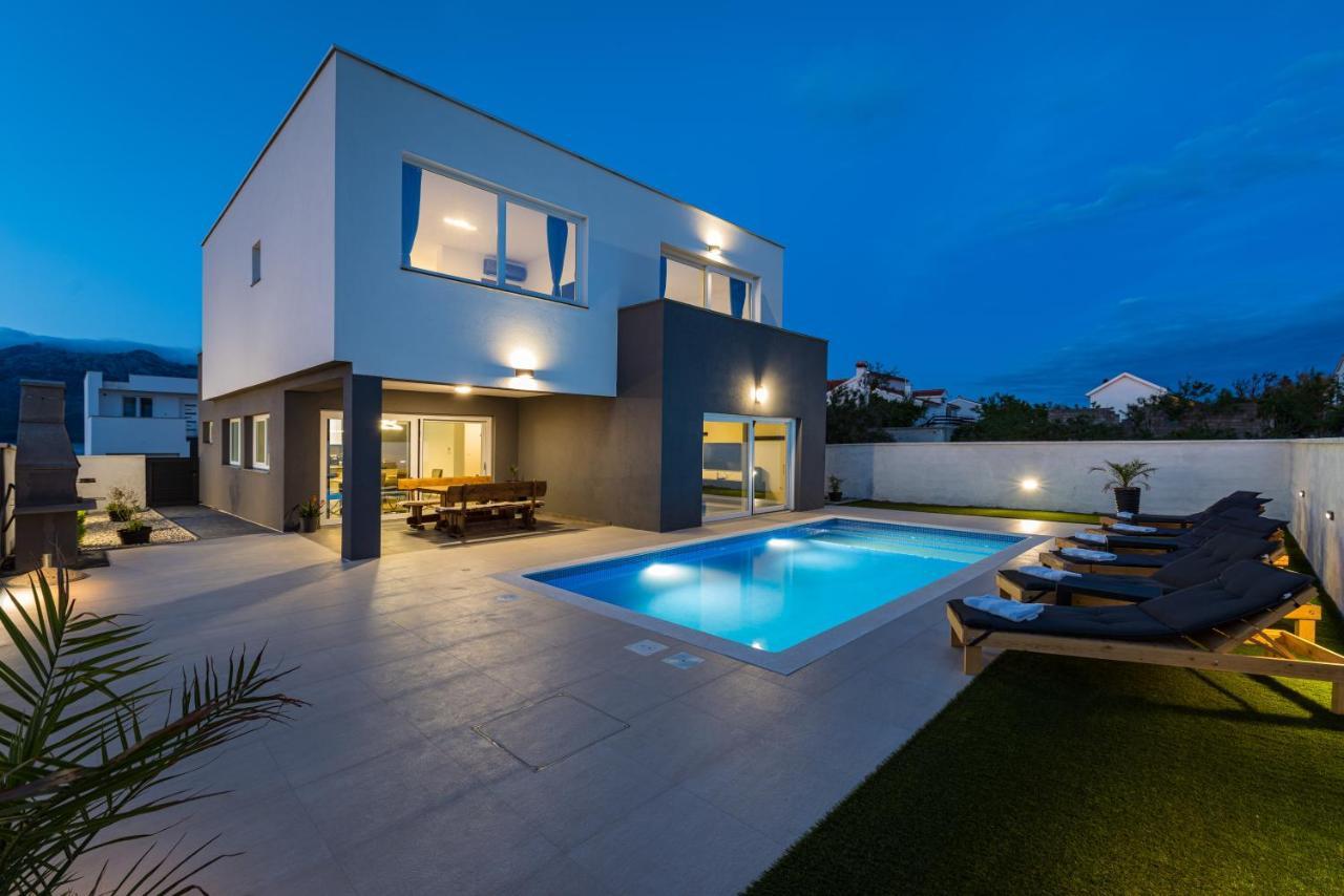 Luxury Villa Noemi Ražanac 외부 사진
