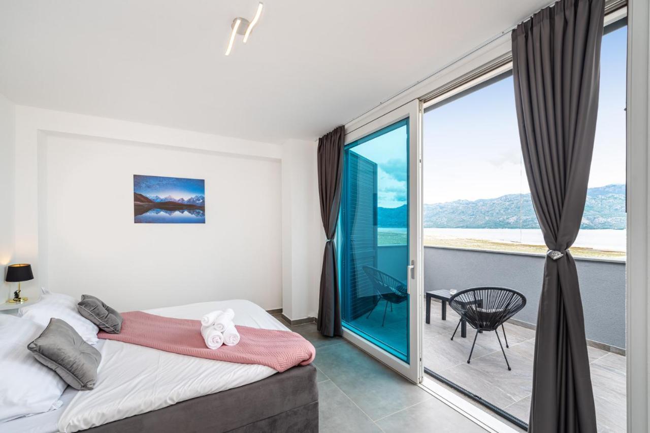 Luxury Villa Noemi Ražanac 외부 사진