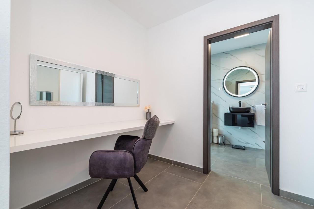 Luxury Villa Noemi Ražanac 외부 사진