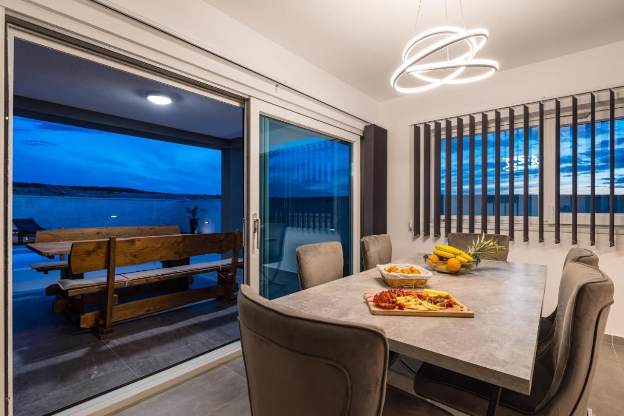 Luxury Villa Noemi Ražanac 외부 사진